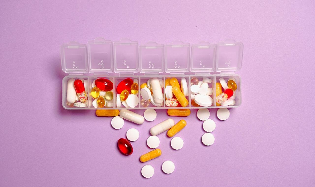 Weight loss programs using supplements