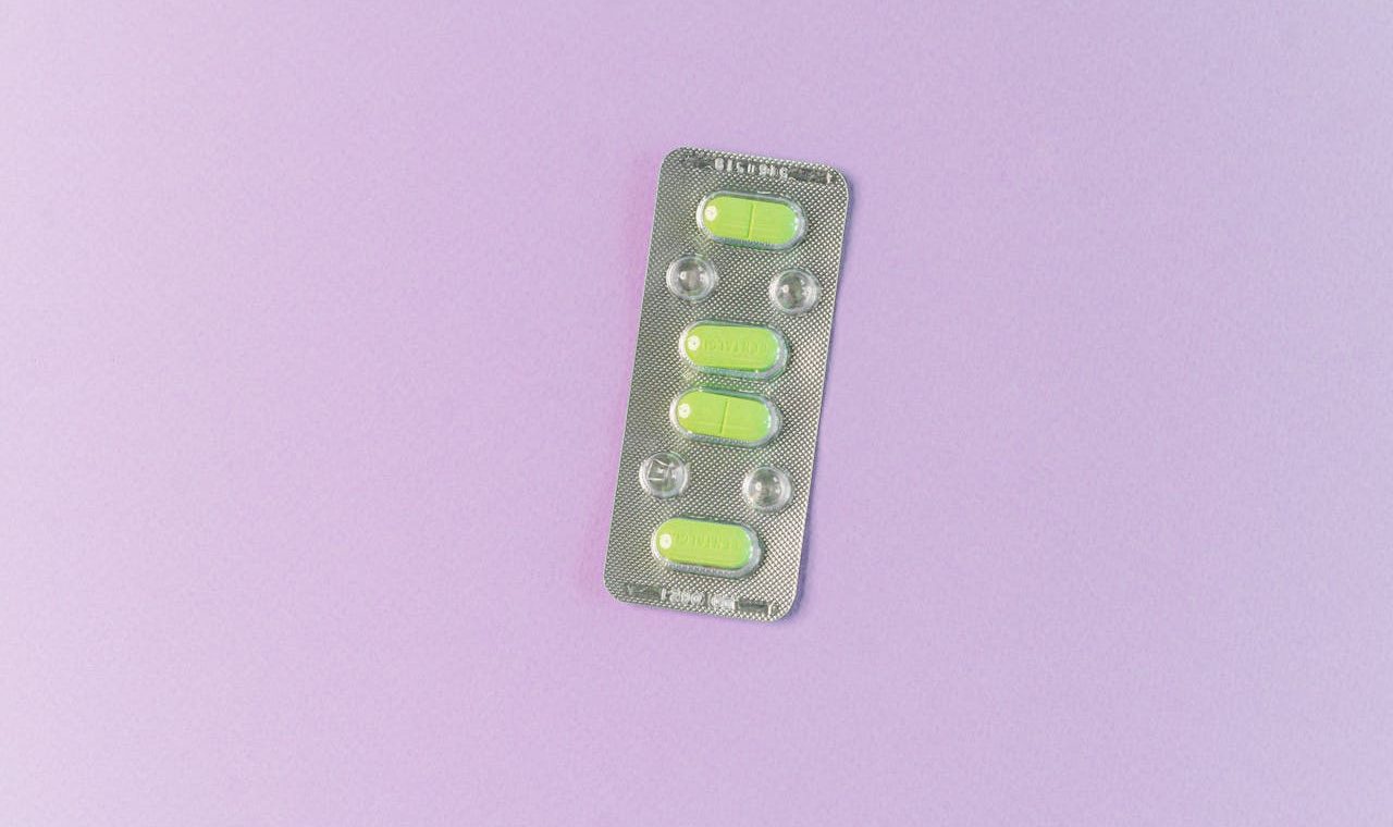 How to take Opzulera tablets